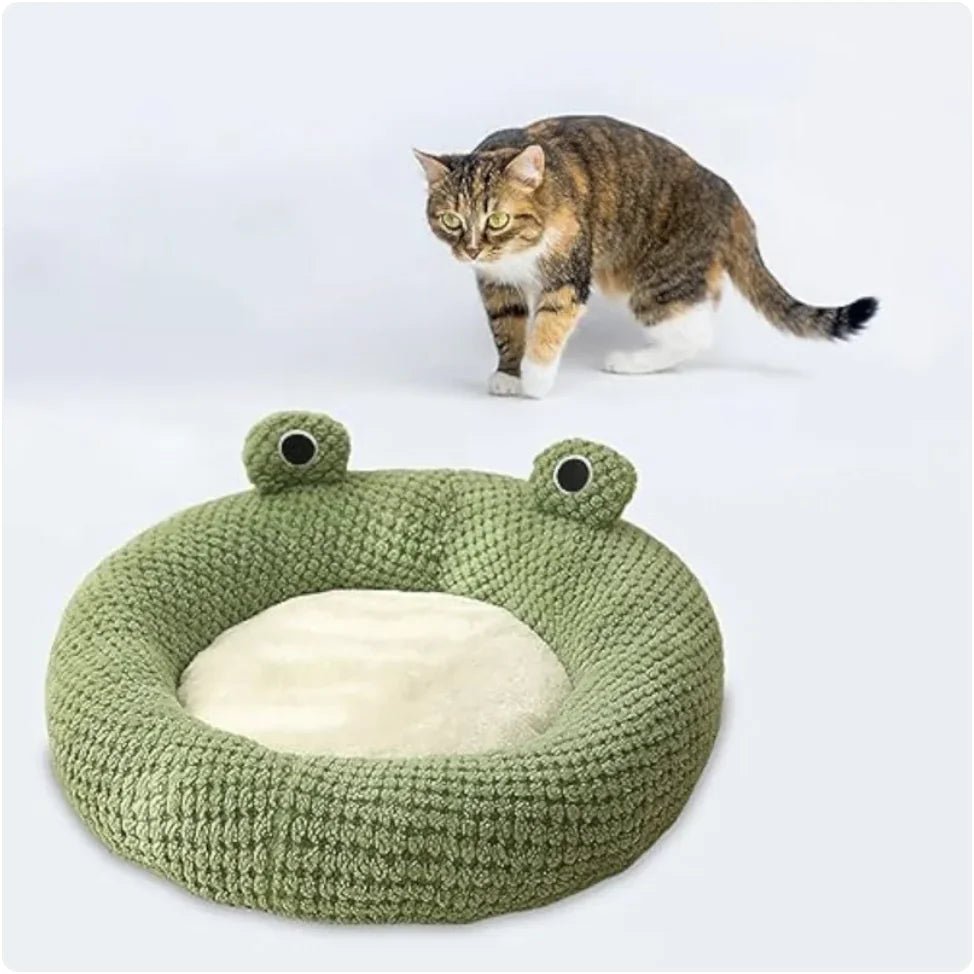 Froggy Plush Pet Nest - LiviNova
